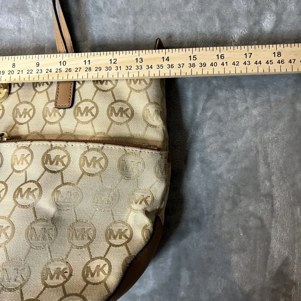 Michael Kors Kempton Signature Beige and Brown Monogram Medium Pocket Tote - Picture 8 of 9